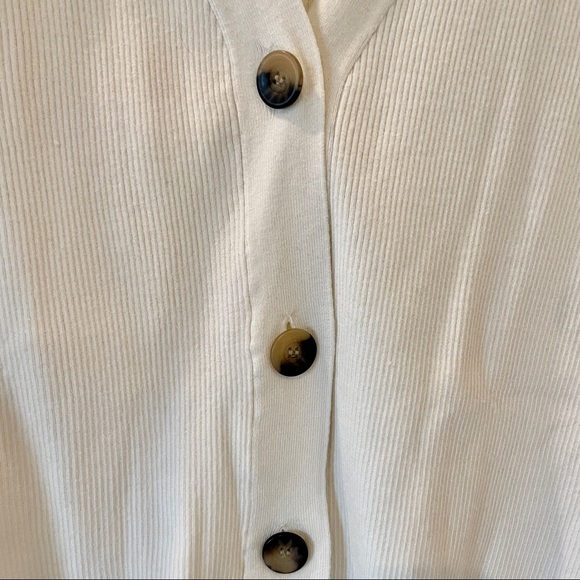 ✨NWOT✨ Zara Girls Ribbed Ivory Cropped Cardigan - Picture 3 of 4